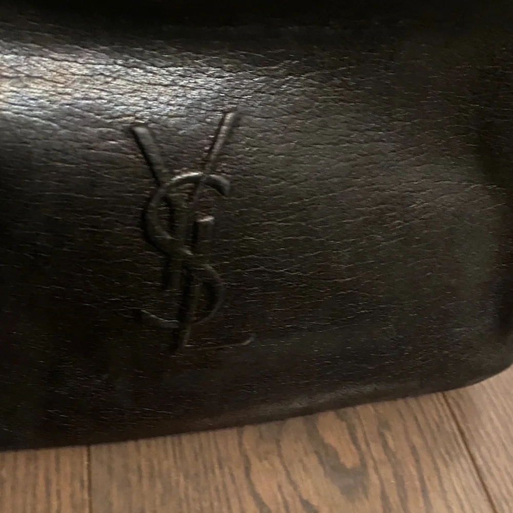 Saint Laurent Black Leather Shoulder Bag - Picture 5 of 6